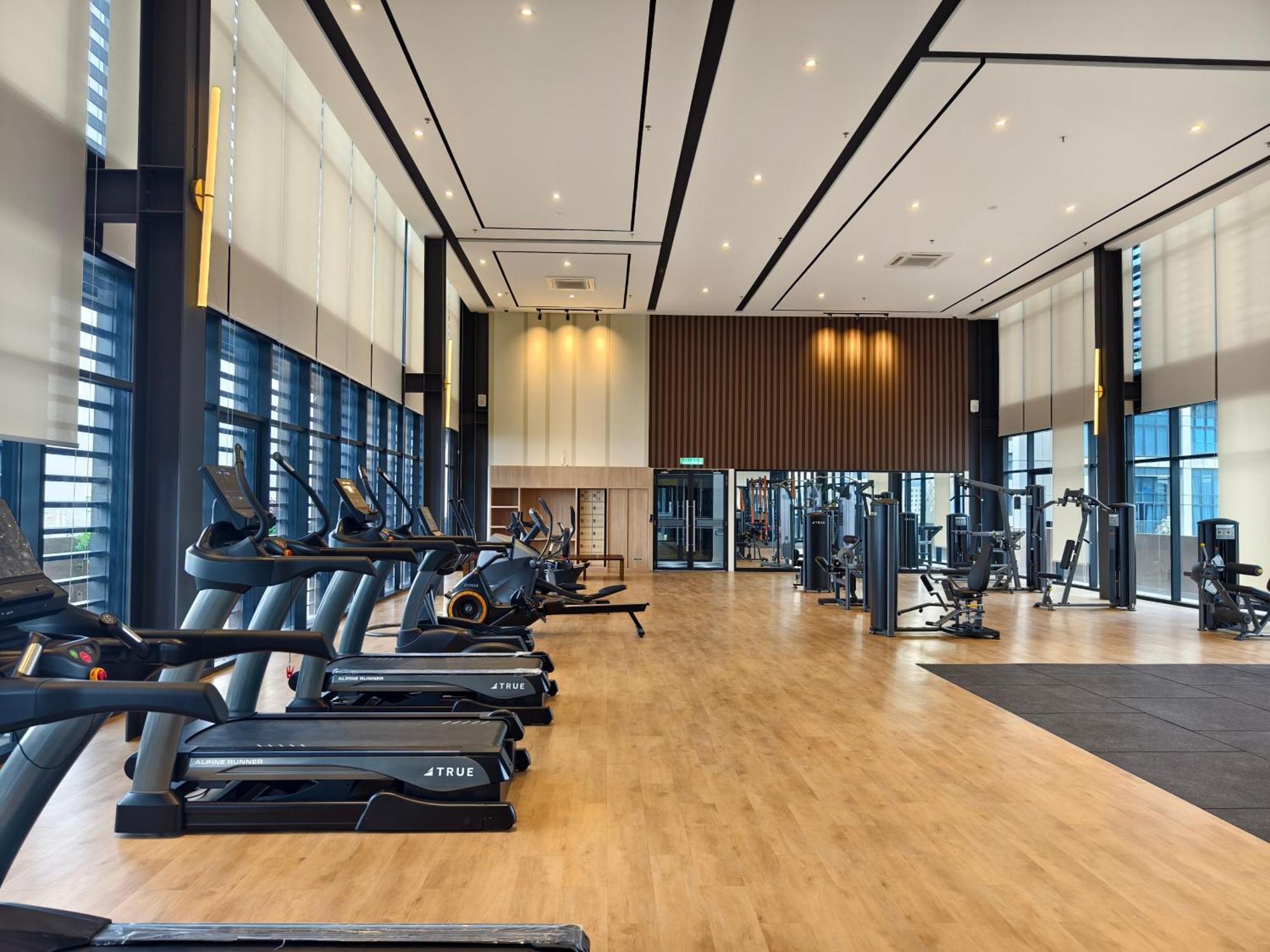 Mossaz Suites Empire City By Starwood Petaling Jaya Dış mekan fotoğraf